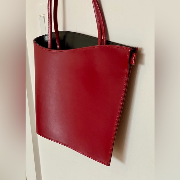 Stunning Kesslord Paris Structured Red Shoulder Bag - Picture 4 of 13